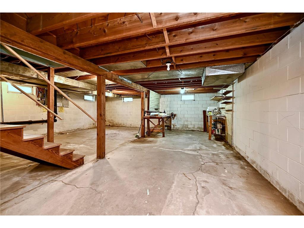 720 S Badger Street Caledonia MN 55921 6788843 image21