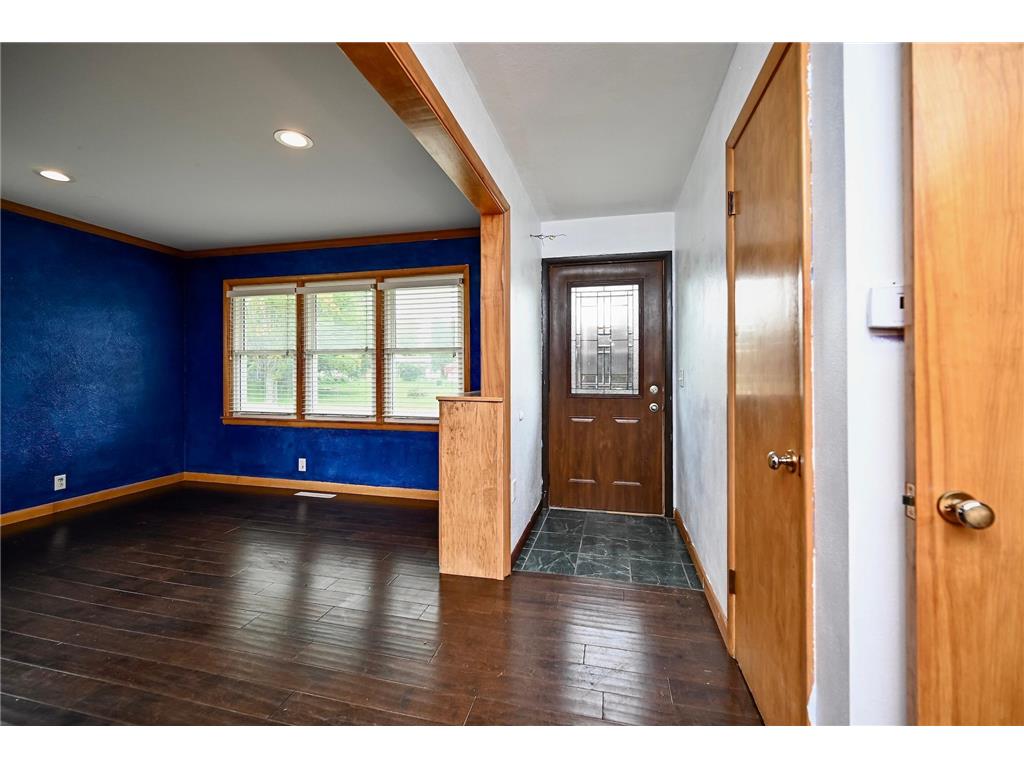 720 S Badger Street Caledonia MN 55921 6788843 image3