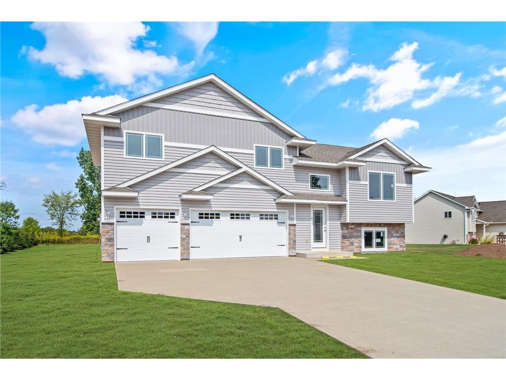 720 S Newberry Avenue Rush City MN 55069 6590122 image1