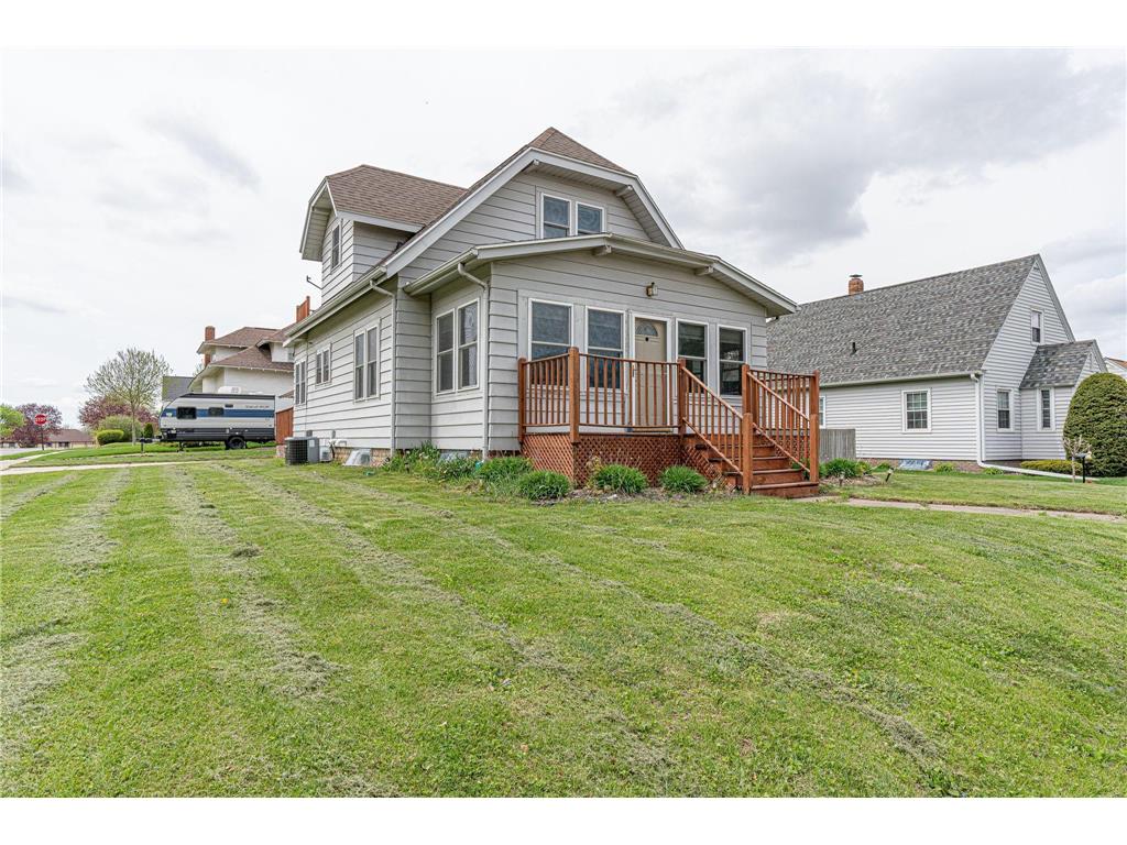 720 S Pine Street Caledonia MN 55921 6368362 image1