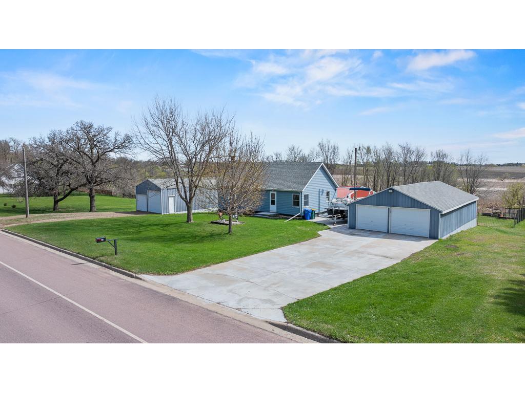 720 S Tyler Street Tyler MN 56178 7062114 image1