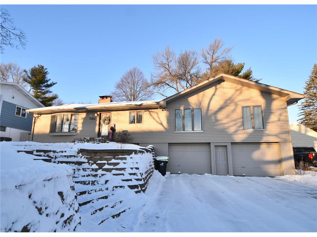 720 Warren Avenue Zumbrota MN 55992 6479753 image1