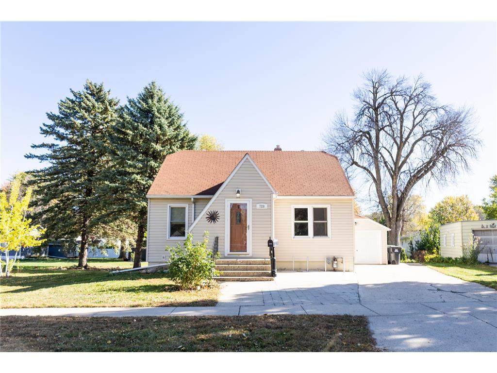 720 Winifred Street Worthington MN 56187 6808908 image2