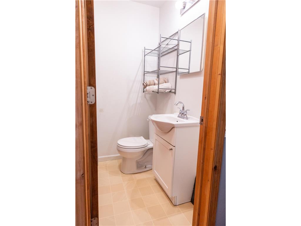 720 Winifred Street Worthington MN 56187 6808908 image29