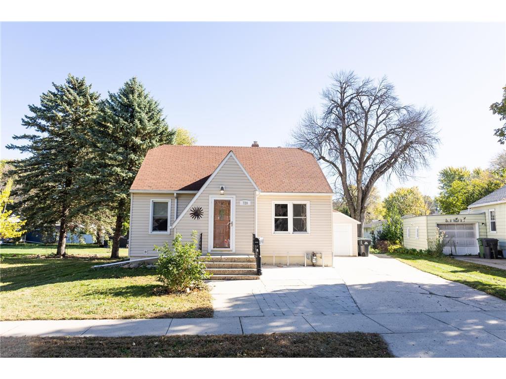 720 Winifred Street Worthington MN 56187 6808908 image4