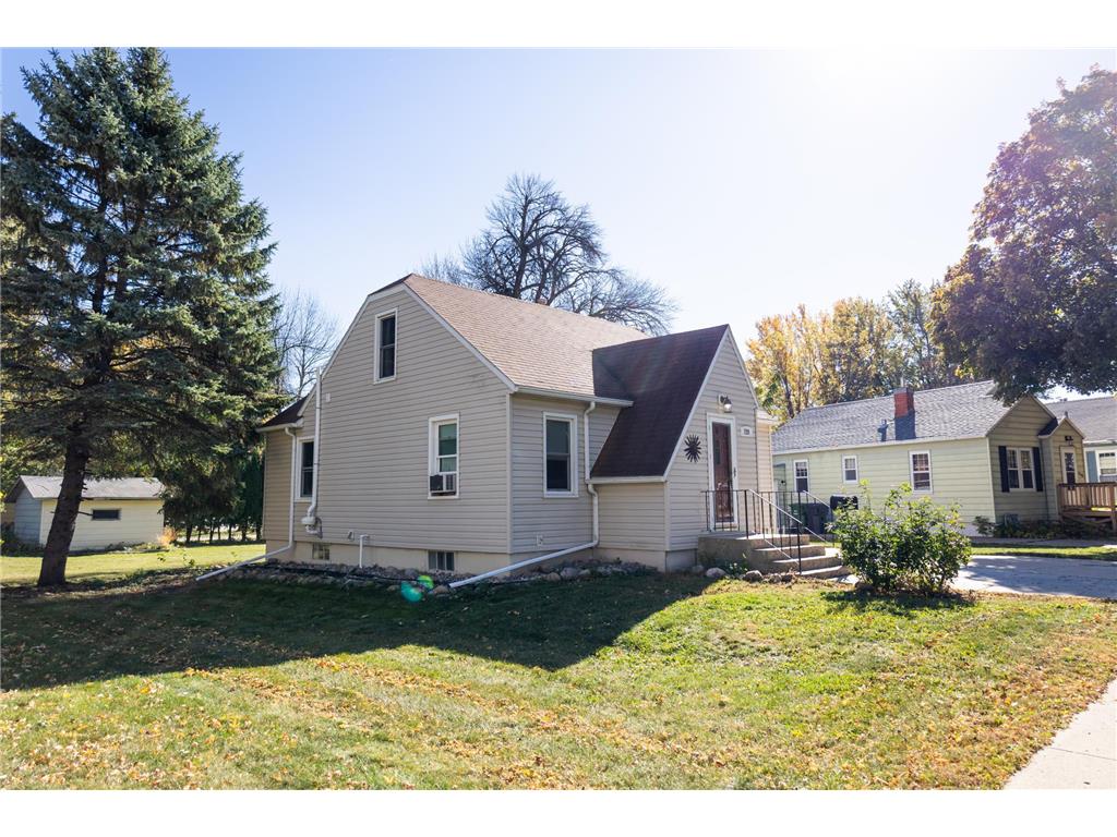 720 Winifred Street Worthington MN 56187 6808908 image8