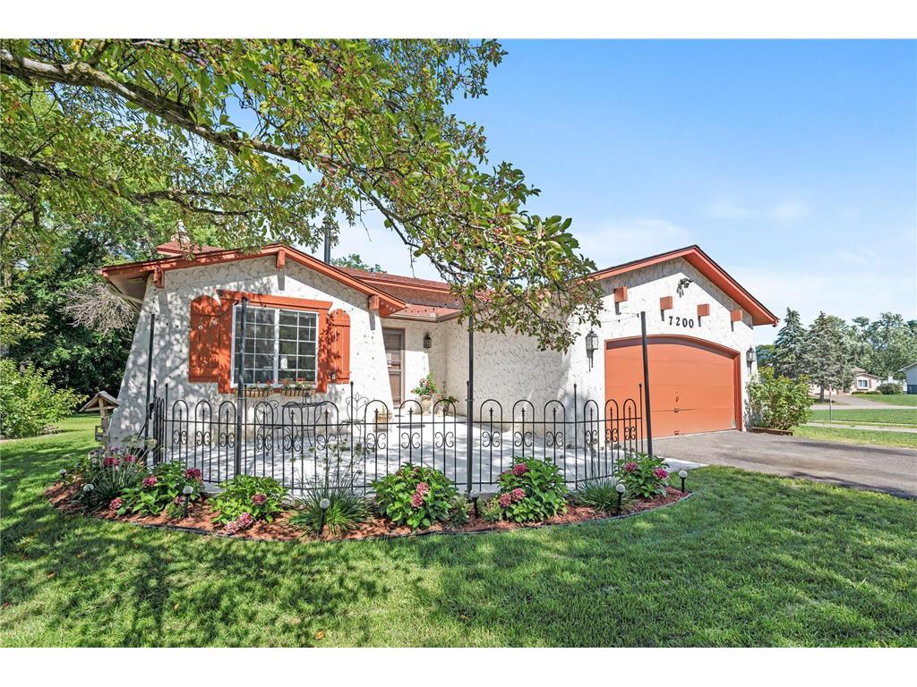7200 Candlewood Drive Brooklyn Park MN 55445 6417243 image1