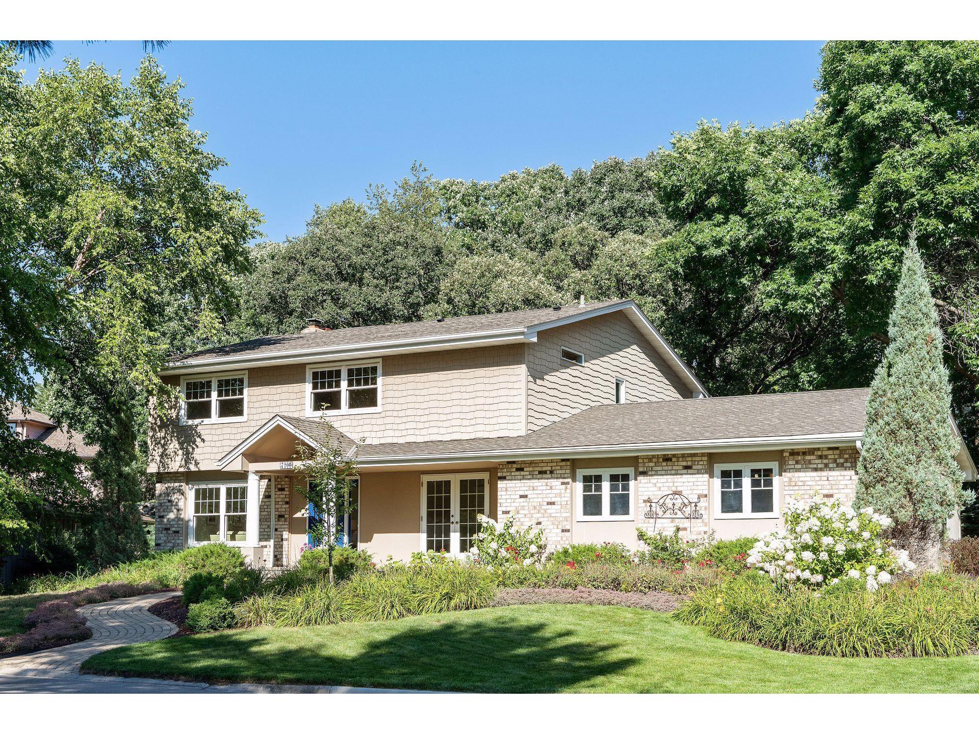 7200 Lakeview Circle, Bloomington, MN, 55438 MLS 6080615 Edina Realty