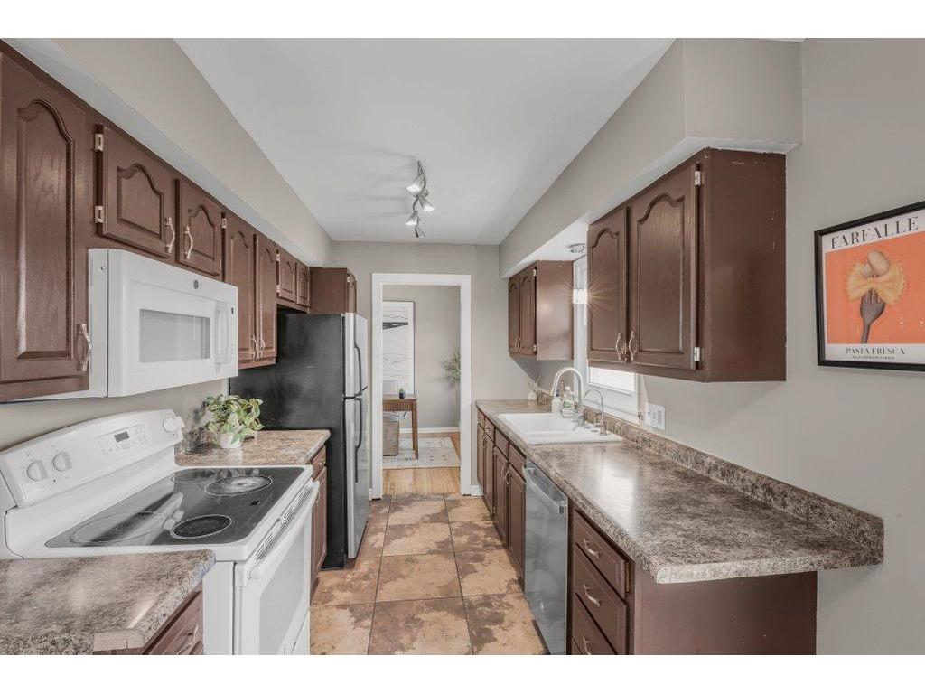 7200 Newton Avenue N Brooklyn Center MN 55430 7012875 image9