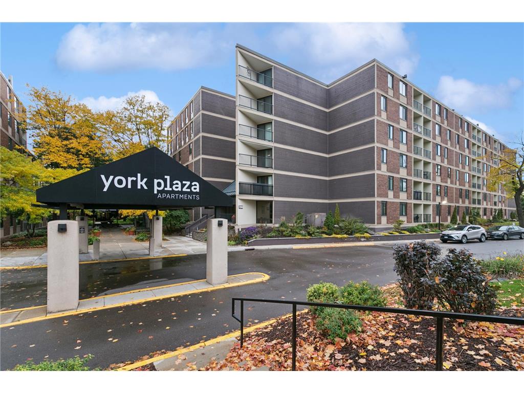 7200 York Avenue S #503 Edina MN 55435 7006318 image2