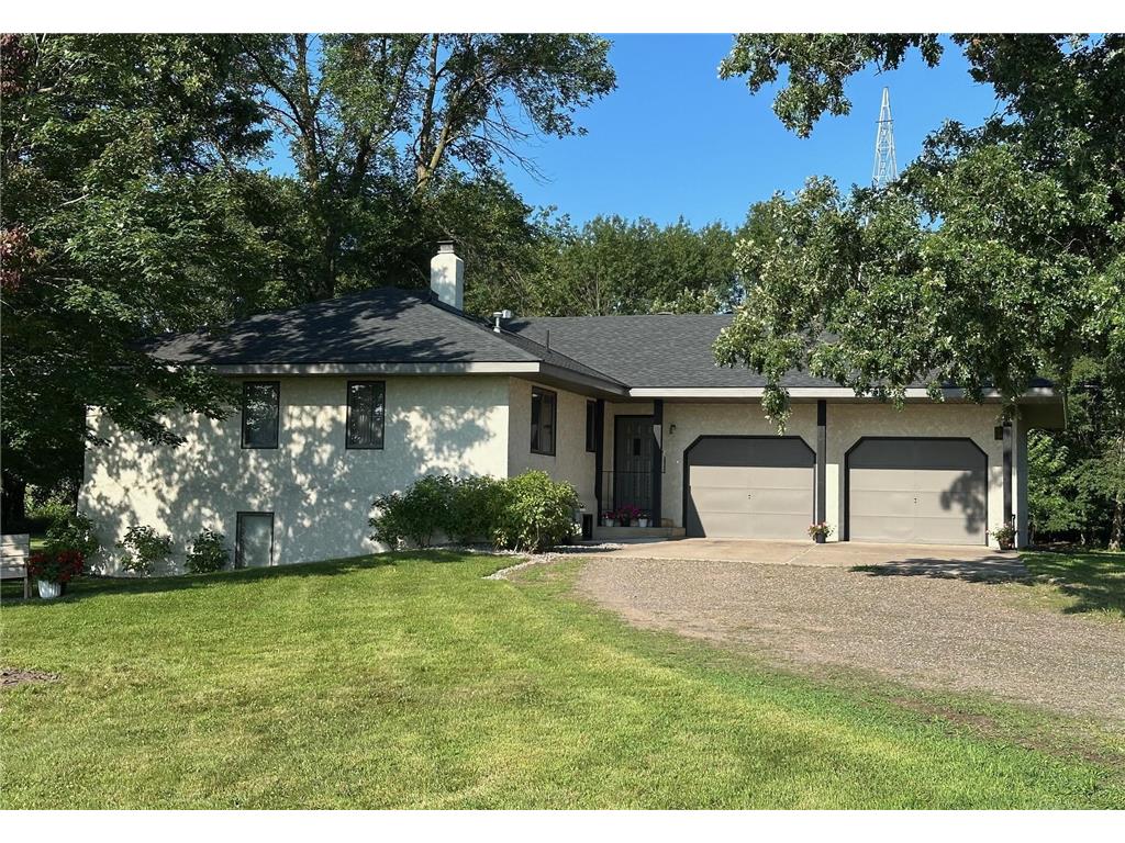 7201 85th Avenue Princeton MN 55371 7008723 image1