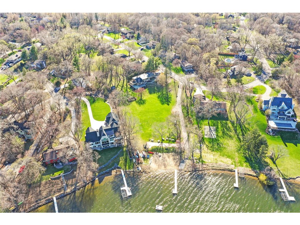 7207 Frontier Trail, Chanhassen, MN, 55317 MLS 6352917 Edina Realty