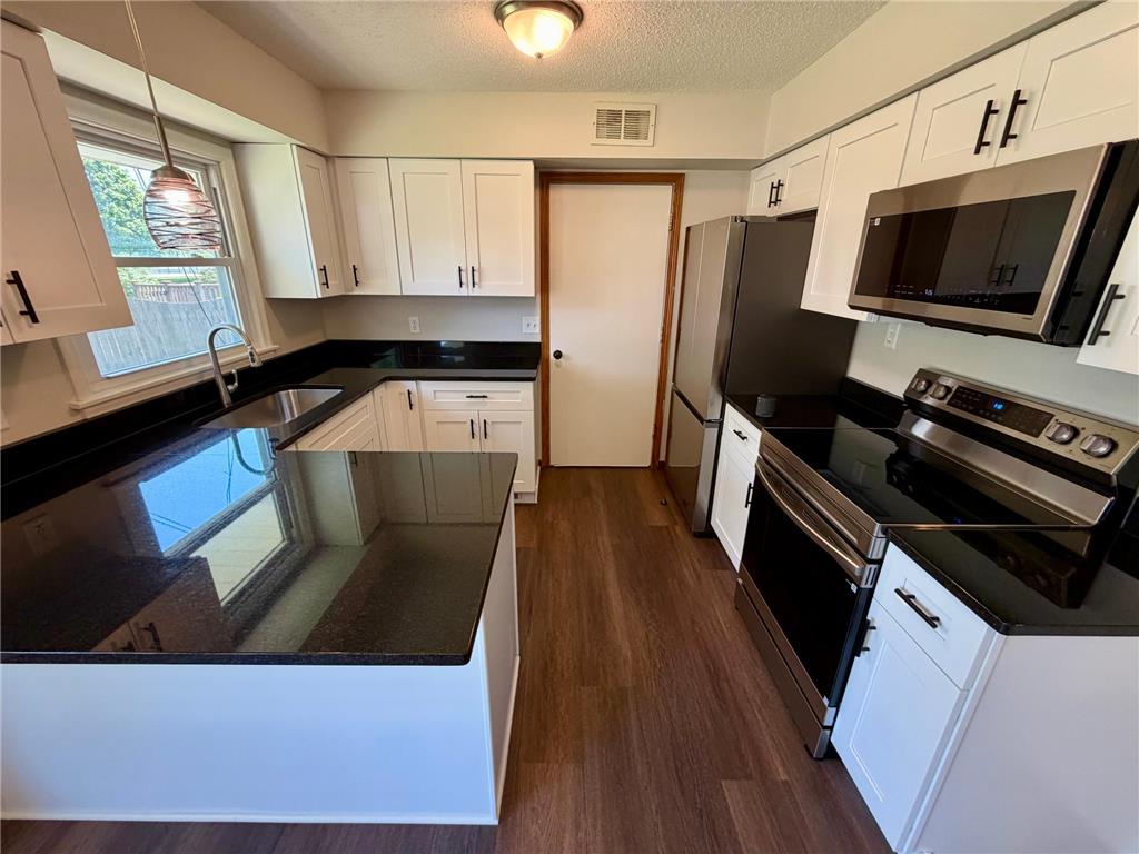 7208 Bryant Avenue N Brooklyn Center MN 55430 7081847 image4