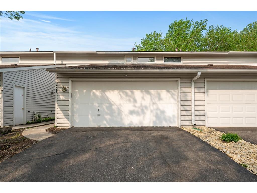 7209 Perry Court W Brooklyn Center MN 55429 6327856 image1