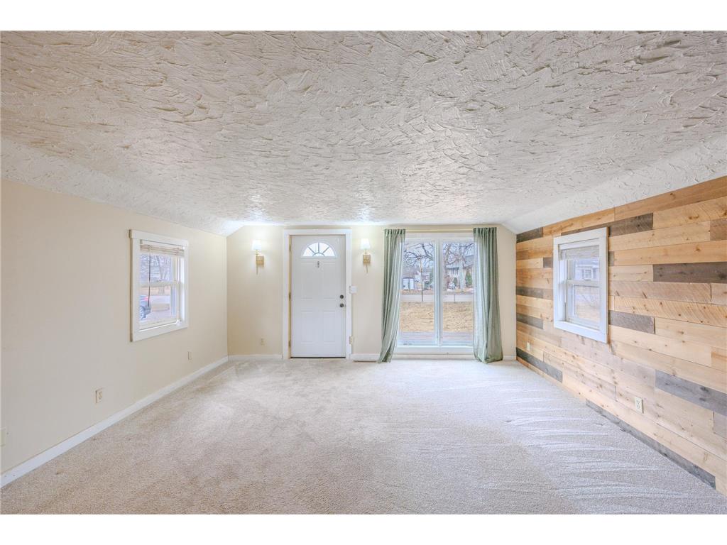721 21st Street NW Bemidji MN 56601 7053466 image2