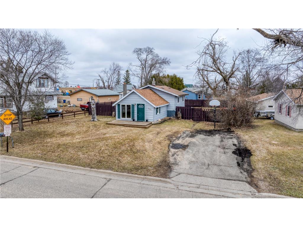 721 21st Street NW Bemidji MN 56601 7053466 image26