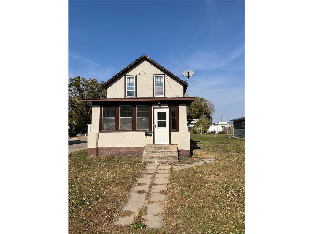 721 5th Avenue E Alexandria MN 56308 6616948 image1