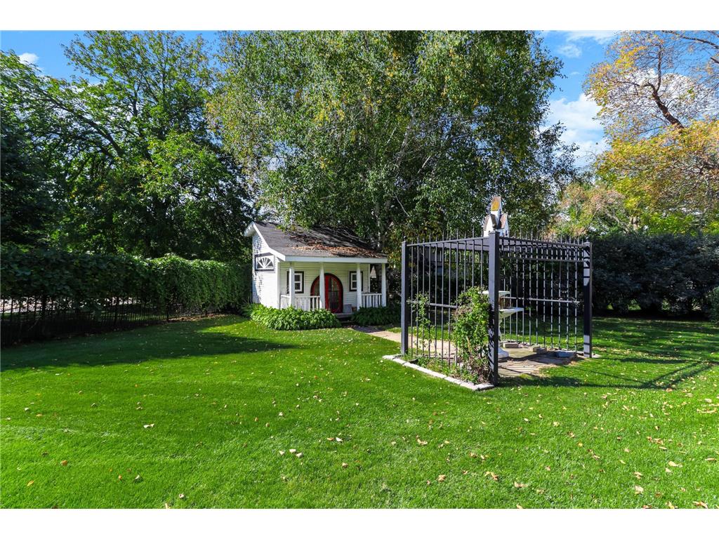721 6th Avenue E Alexandria MN 56308 7103884 image24