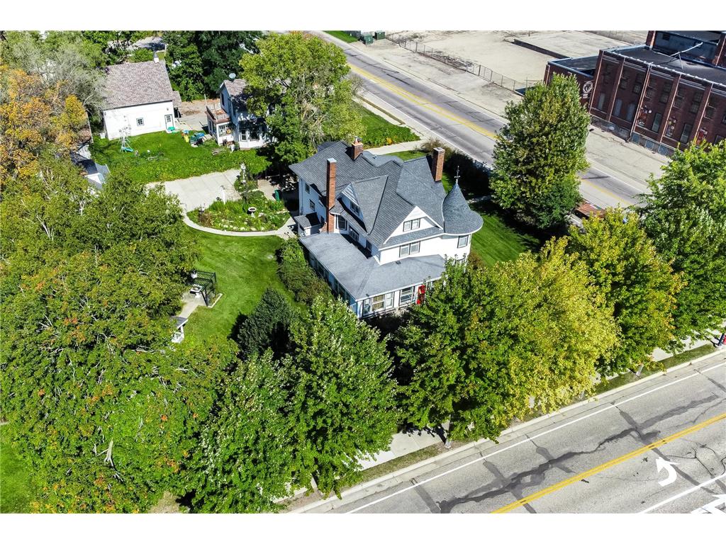 721 6th Avenue E Alexandria MN 56308 7103884 image3