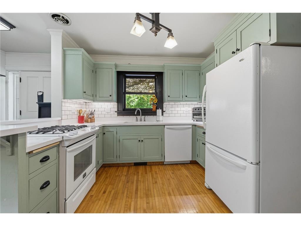 721 Cedar Street Alexandria MN 56308 7088528 image19