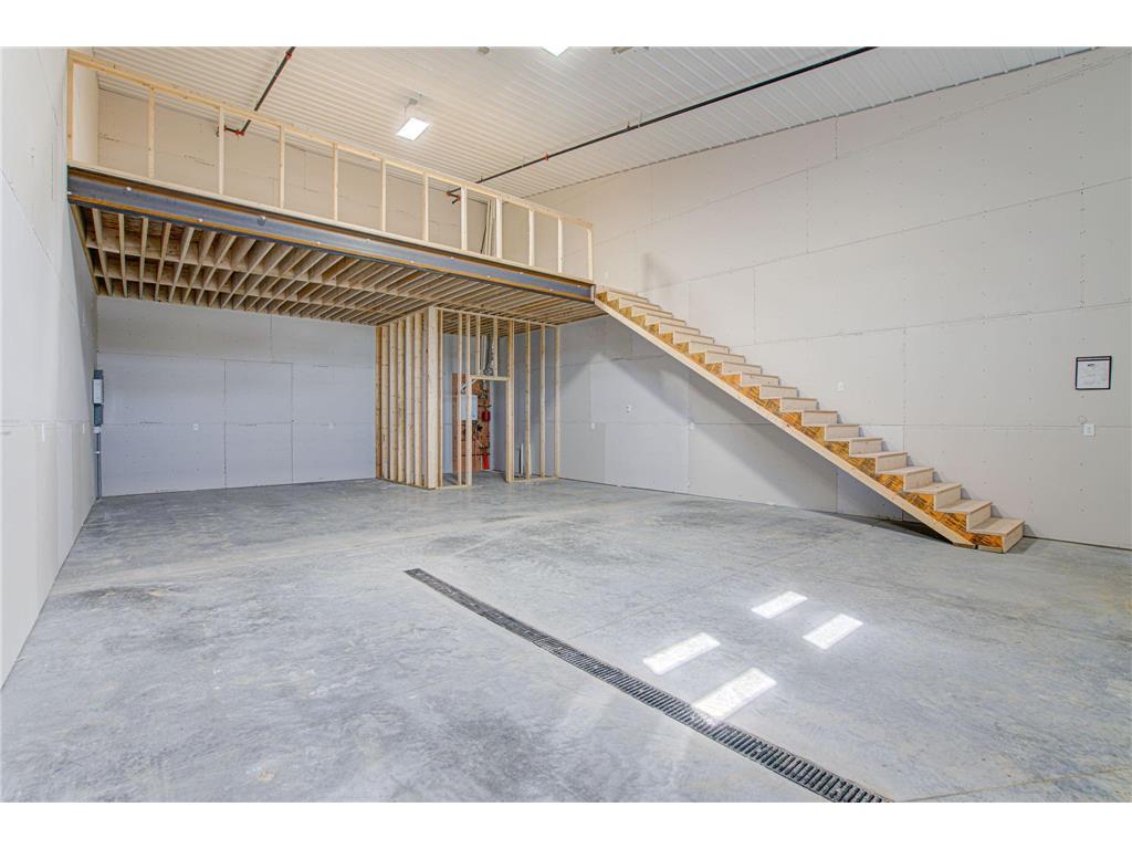 721 Industrial Boulevard #E17 Watertown MN 55388 6733296 image29