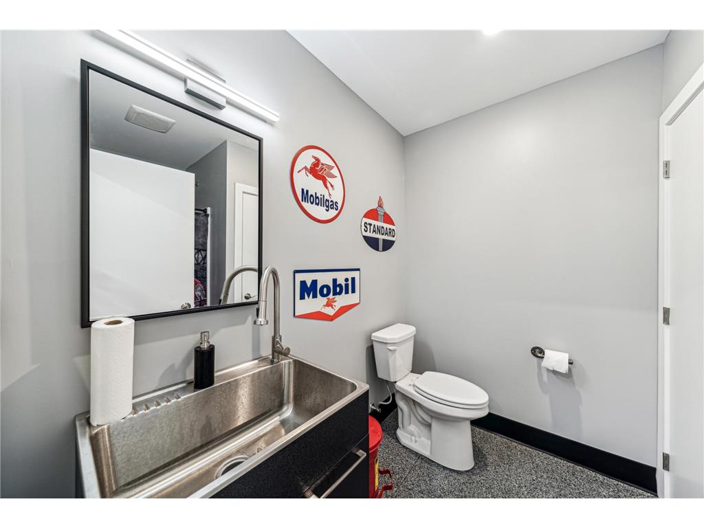 721 Industrial Boulevard #E7 Watertown MN 55388 6733184 image10