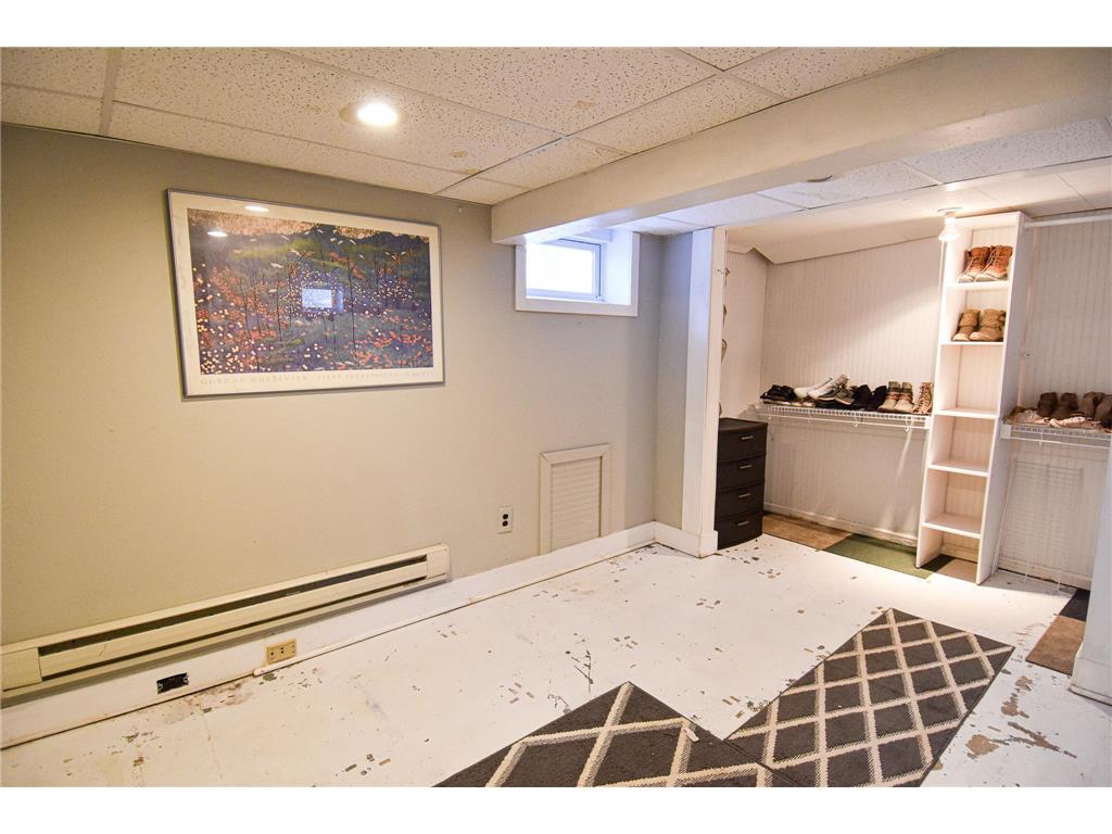 721 Labree Avenue N Thief River Falls MN 56701 7011596 image33