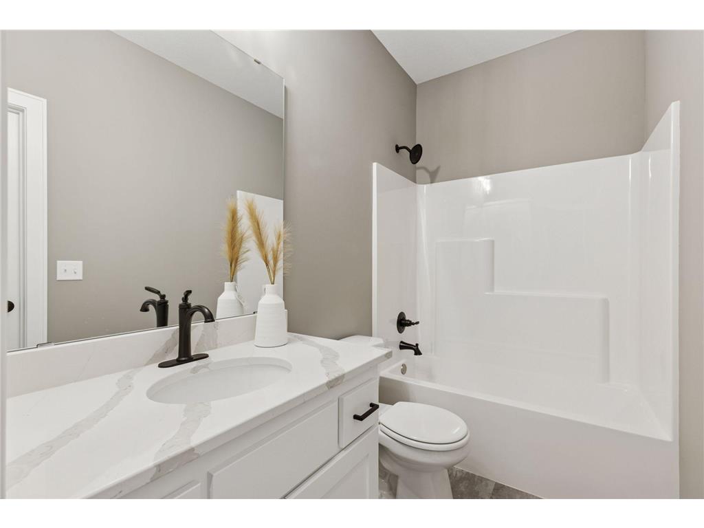 721 Margaret Lane NE Isanti MN 55040 7022462 image25