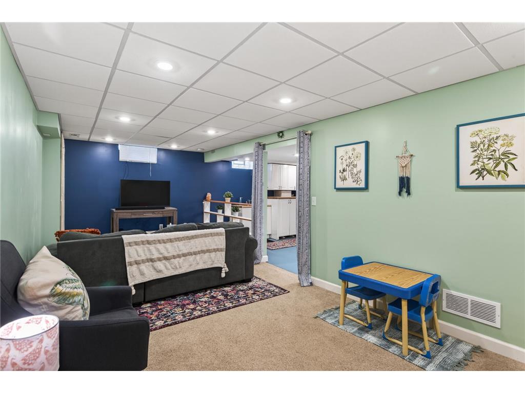 721 Parkway Drive Saint Paul MN 55106 7067463 image20