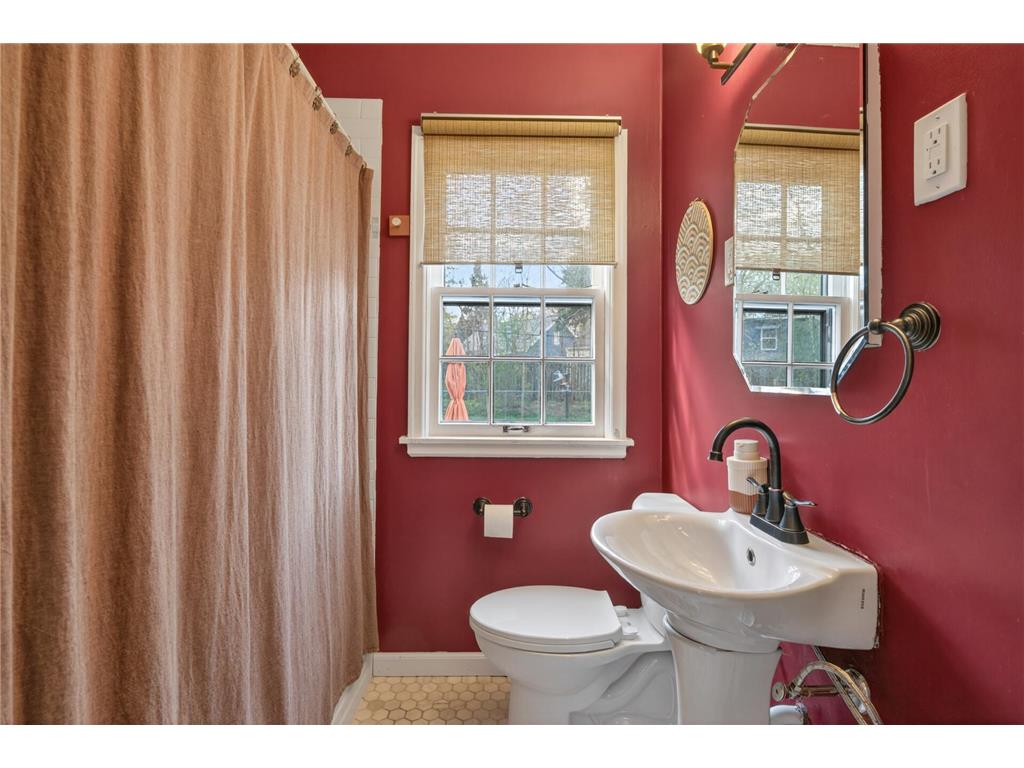 721 Parkway Drive Saint Paul MN 55106 7088943 image19
