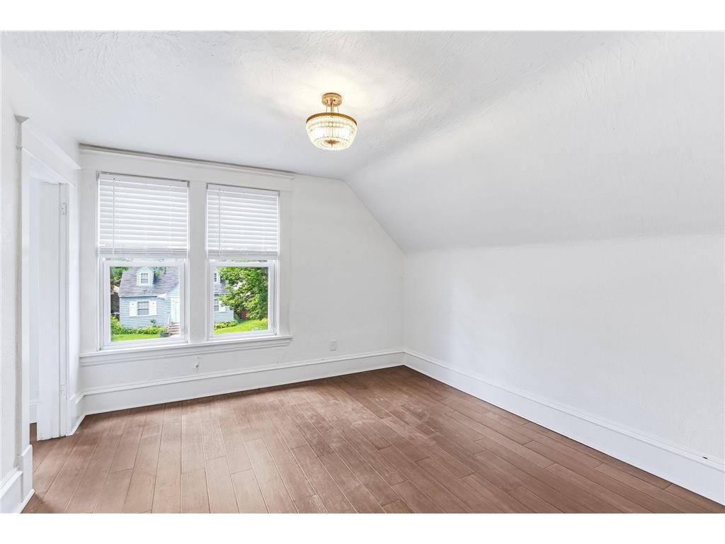 721 Simon Avenue Saint Paul MN 55117 7098426 image21