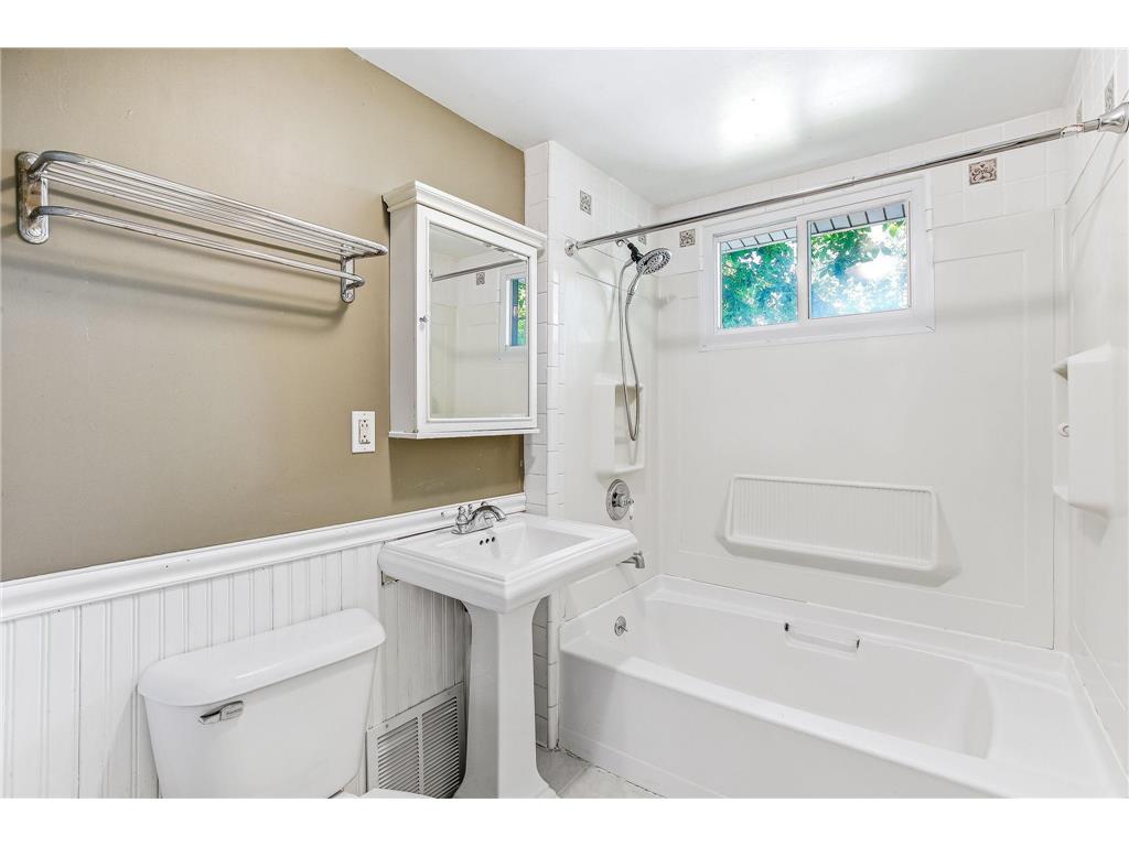 721 Simon Avenue Saint Paul MN 55117 7098426 image25