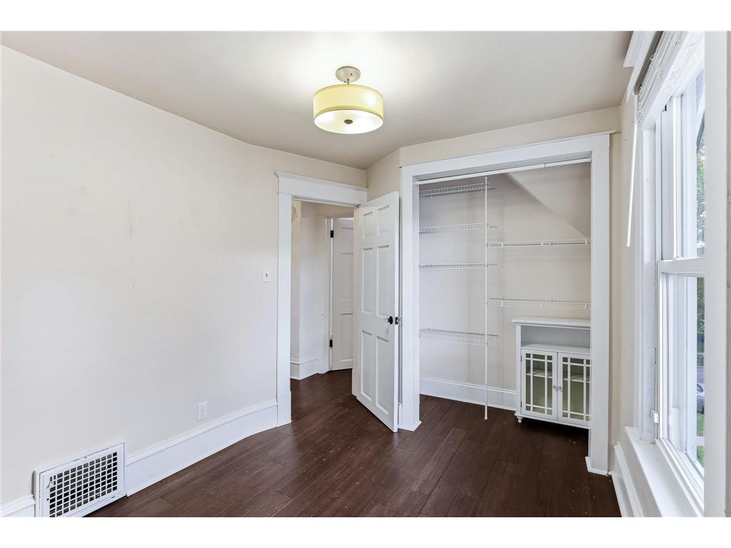 721 Simon Avenue Saint Paul MN 55117 7098426 image31