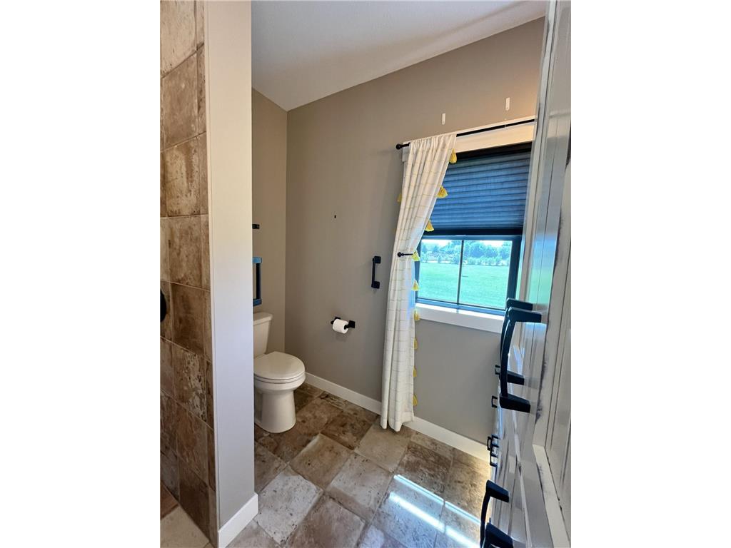 721 St James Circle Litchfield MN 55355 7088790 image29