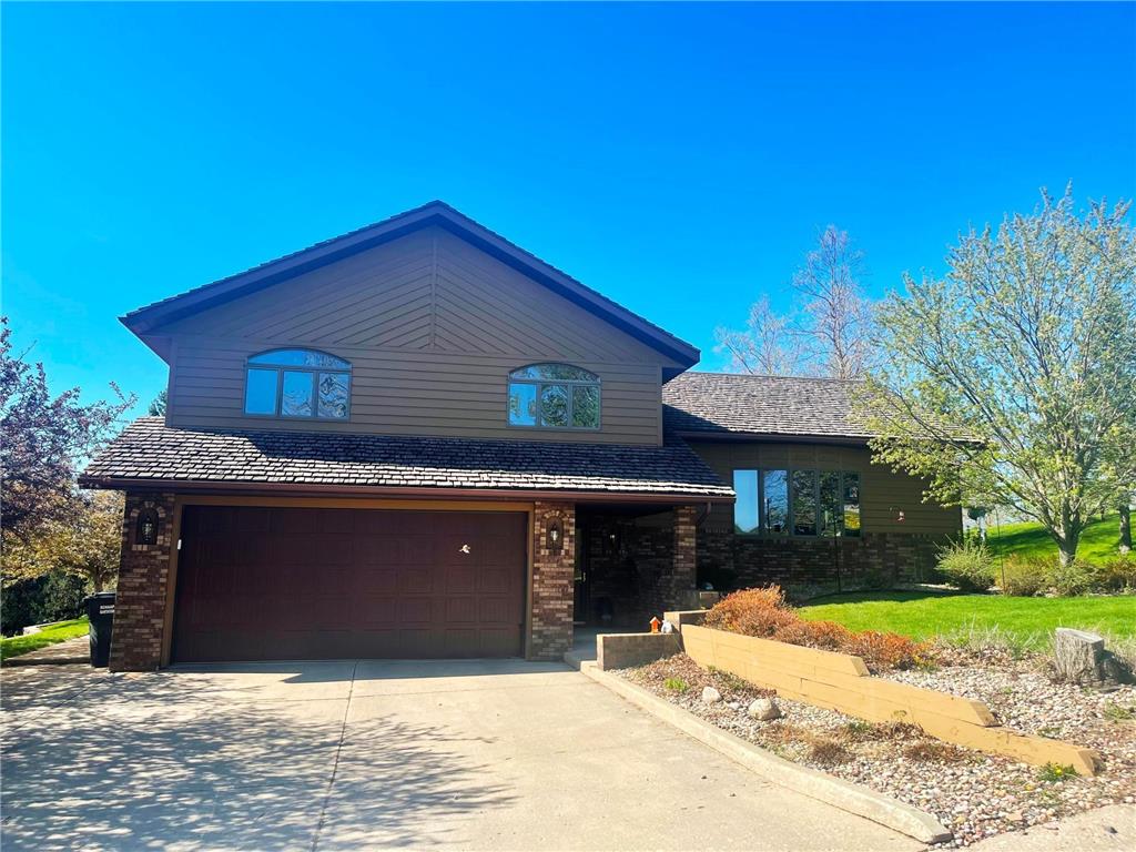 721 Valley View Avenue Chandler MN 56122 6196425 image1