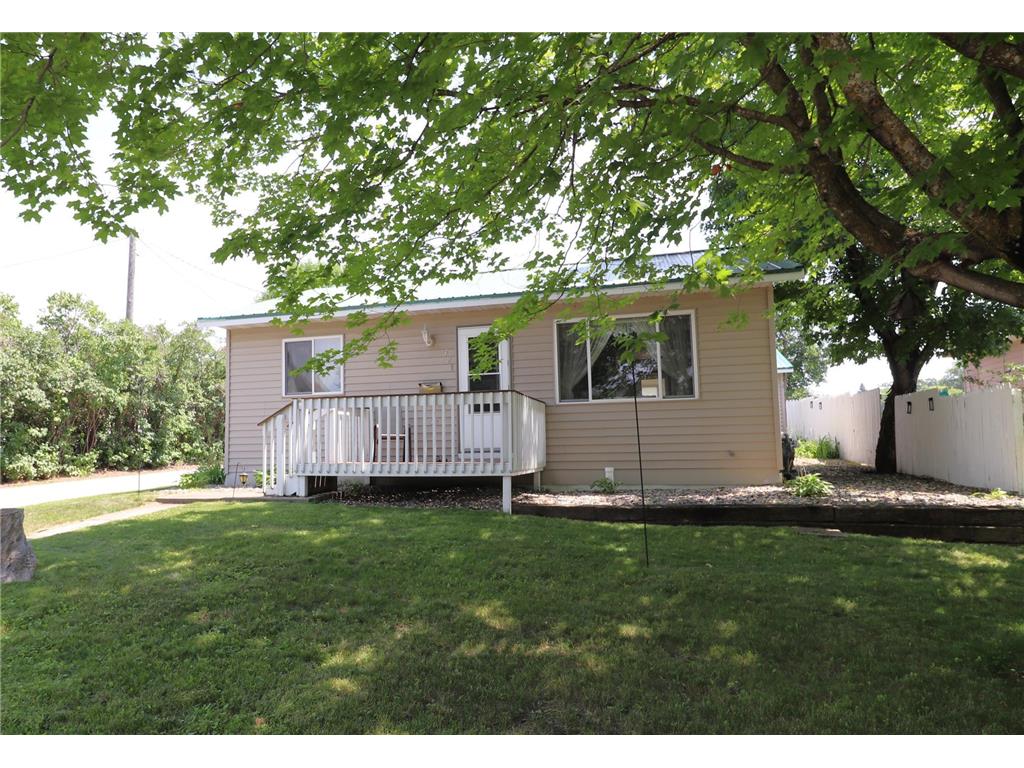 721 West Avenue Detroit Lakes MN 56501 6755372 image1