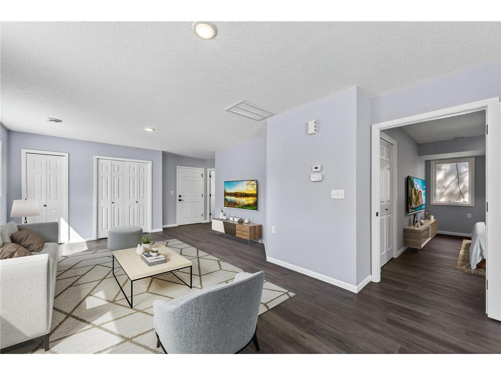 721 Wilson Avenue Saint Paul MN 55106 7052458 image12