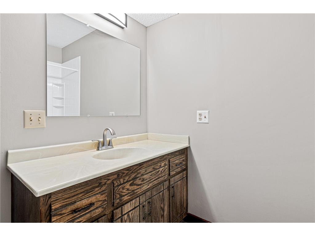 7211 Perry Court E #0 Brooklyn Center MN 55429 7065245 image13
