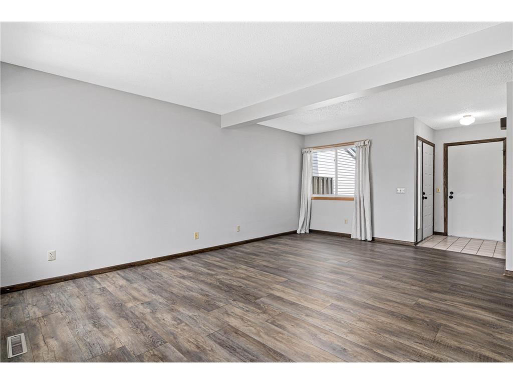 7211 Perry Court E #0 Brooklyn Center MN 55429 7065245 image6