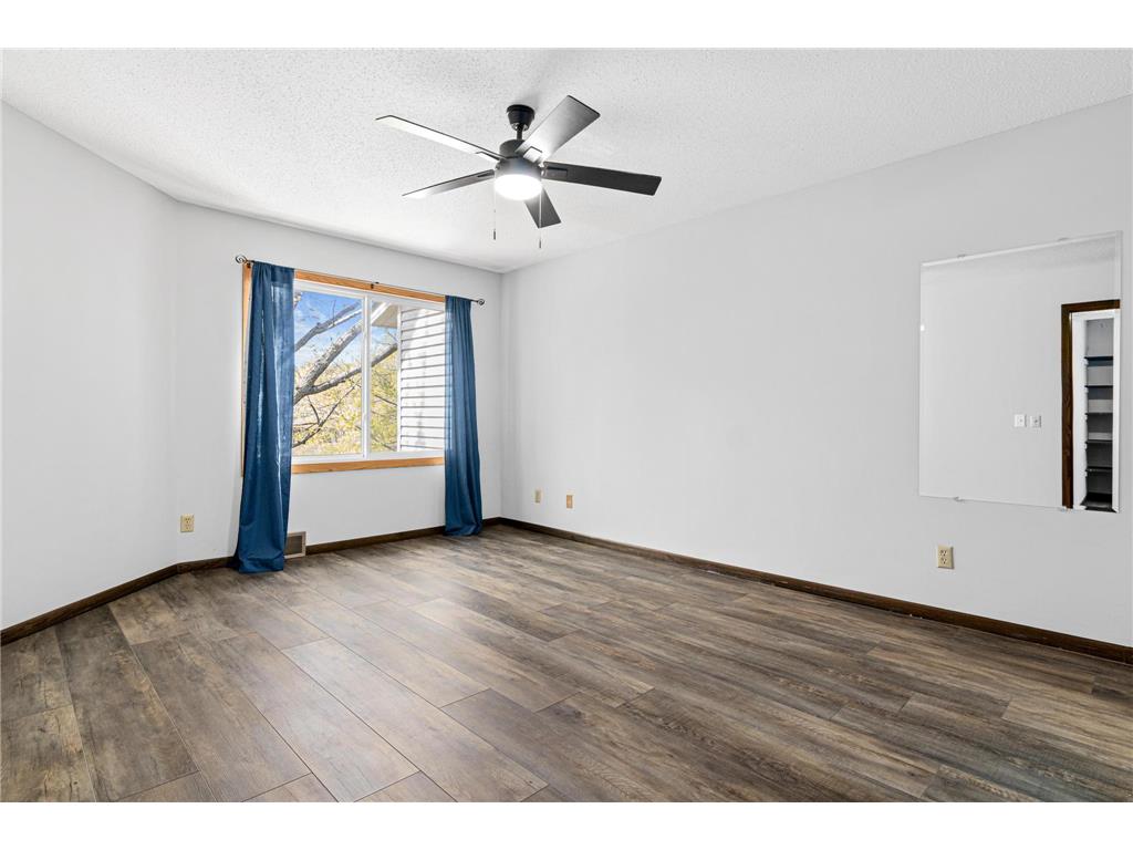 7211 Perry Court E #0 Brooklyn Center MN 55429 7065245 image8