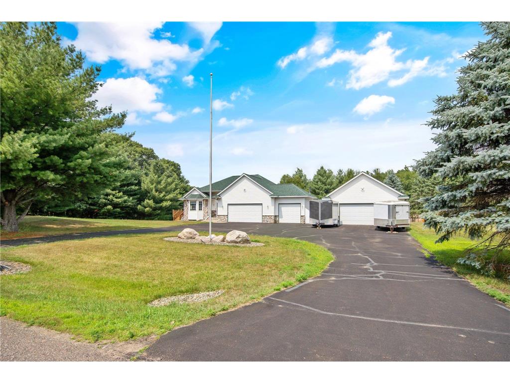 7215 237th Avenue NE Linwood Twp MN 55079 6407382 image1