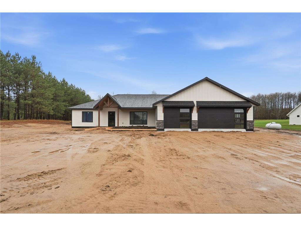 7215 Emerald Drive NE Alexandria MN 56308 7016524 image1