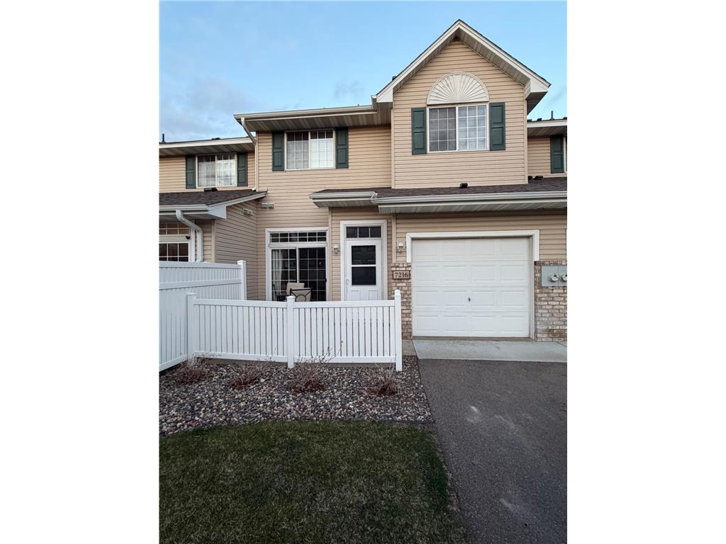 7216 155th Street W Apple Valley MN 55124 7058448 image1