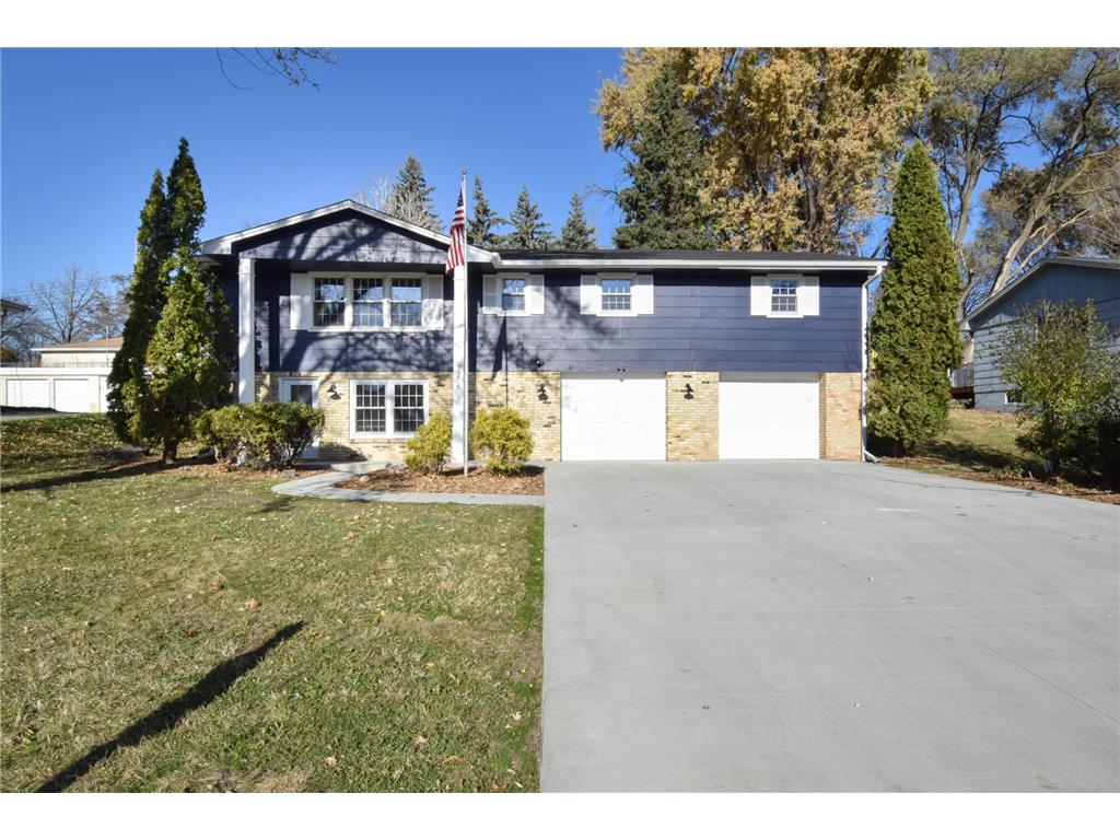 7216 33rd Avenue N Crystal MN 55427 7013327 image1