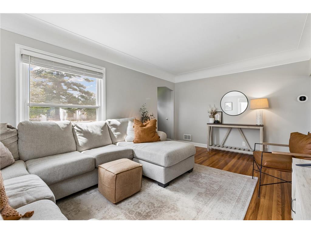 7217 Grand Avenue S Richfield MN 55423 7100073 image3
