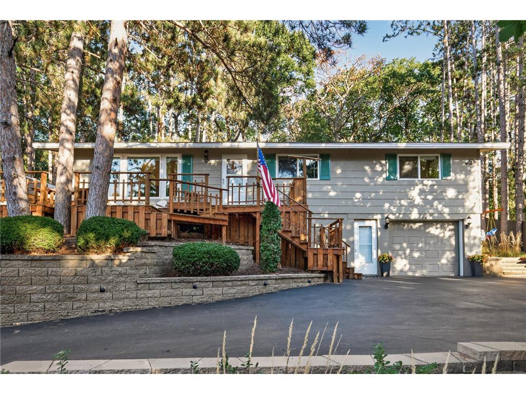 722 10th Street N North Hudson WI 54016 6803308 image1