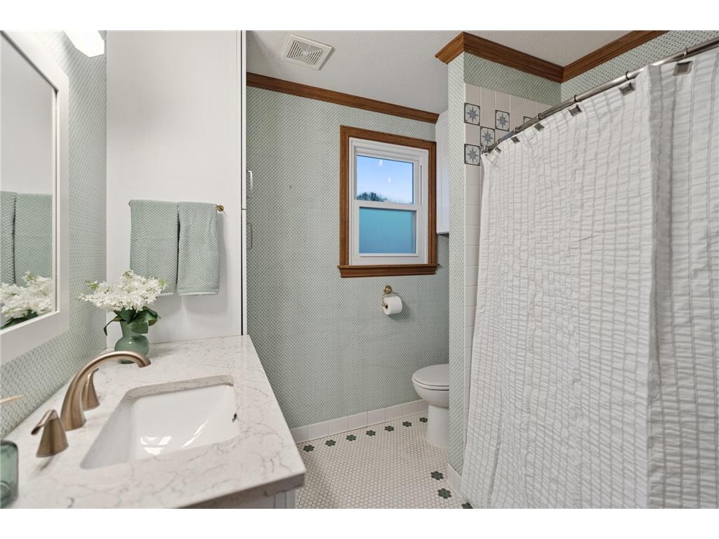 722 7th Street SW Rochester MN 55902 6799310 image36