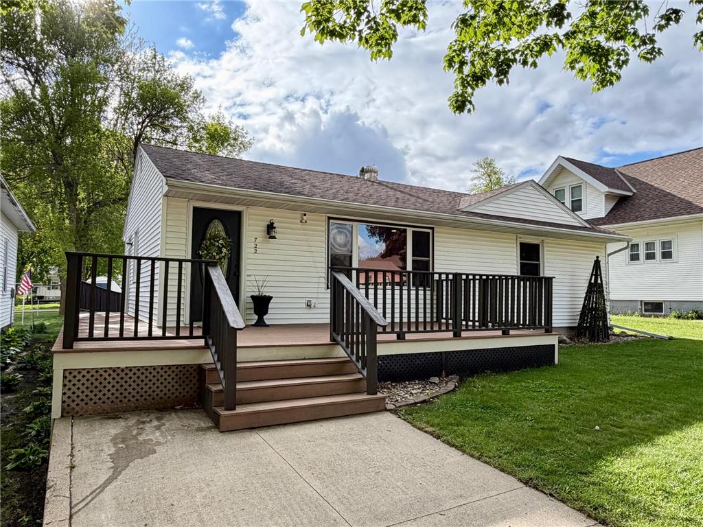 722 Adams Avenue Westbrook MN 56183 7077468 image1