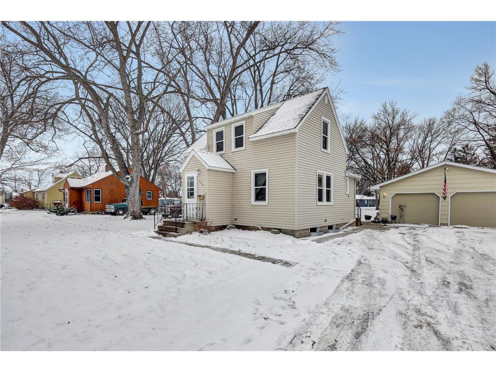 722 E 1st Street, Litchfield, MN 55355 MLS 6316728 Edina Realty