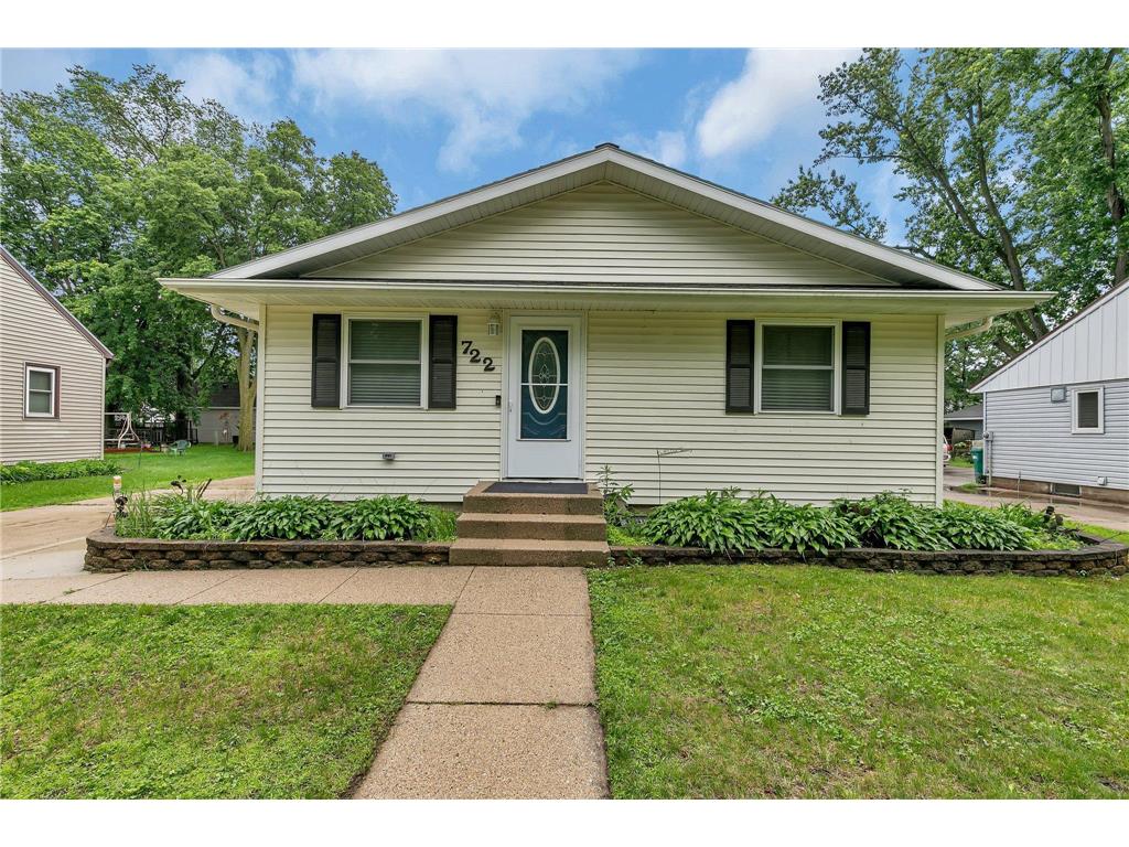 722 E 4th Street Litchfield MN 55355 6742656 image1